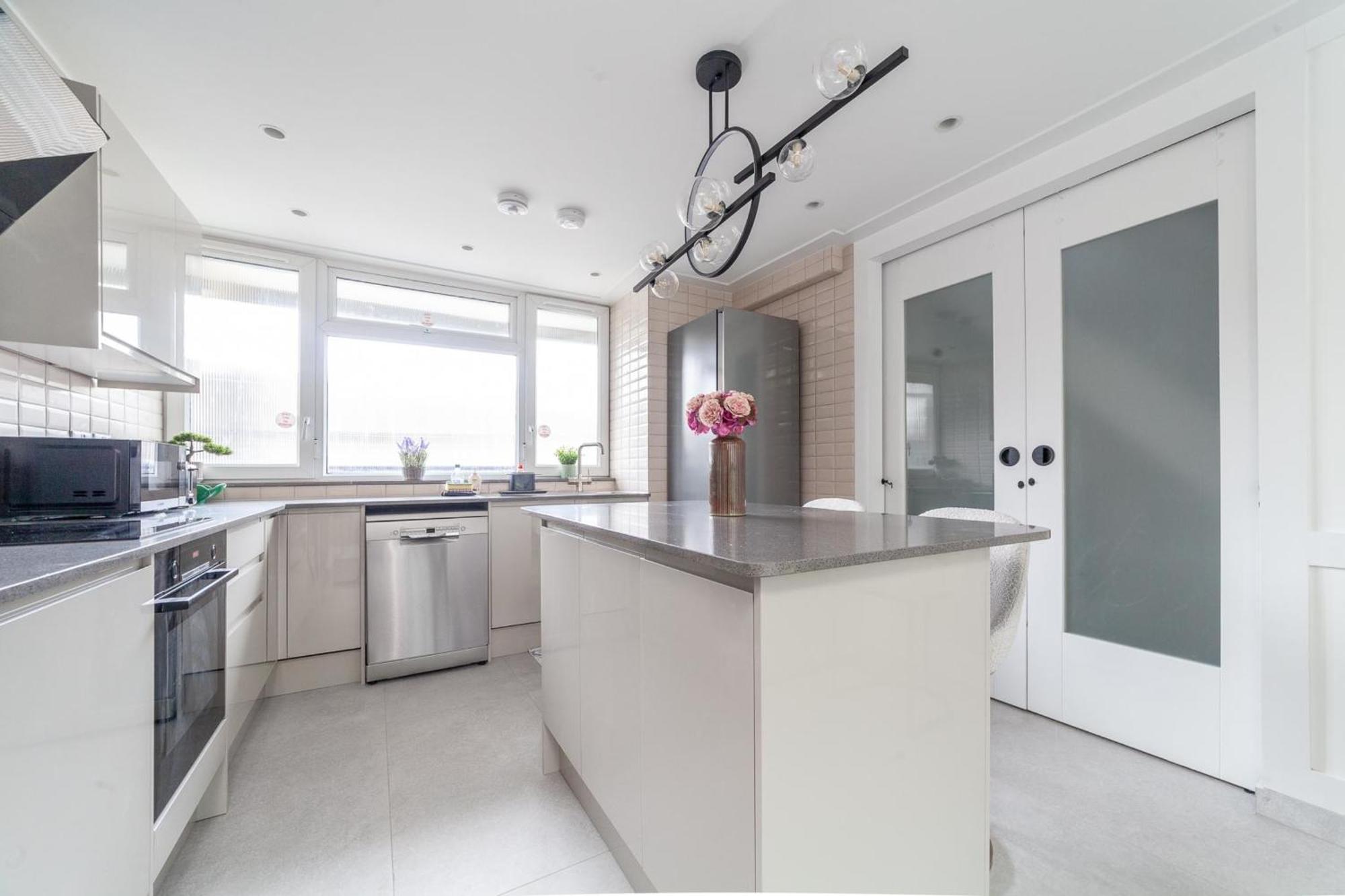 Excellent 3-Bed Flat In Elephant & Castle لندن المظهر الخارجي الصورة